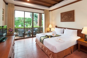 Phuket Hotel Deluxe Bedroom